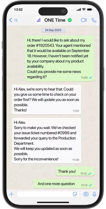 customer-service-mockup.webp